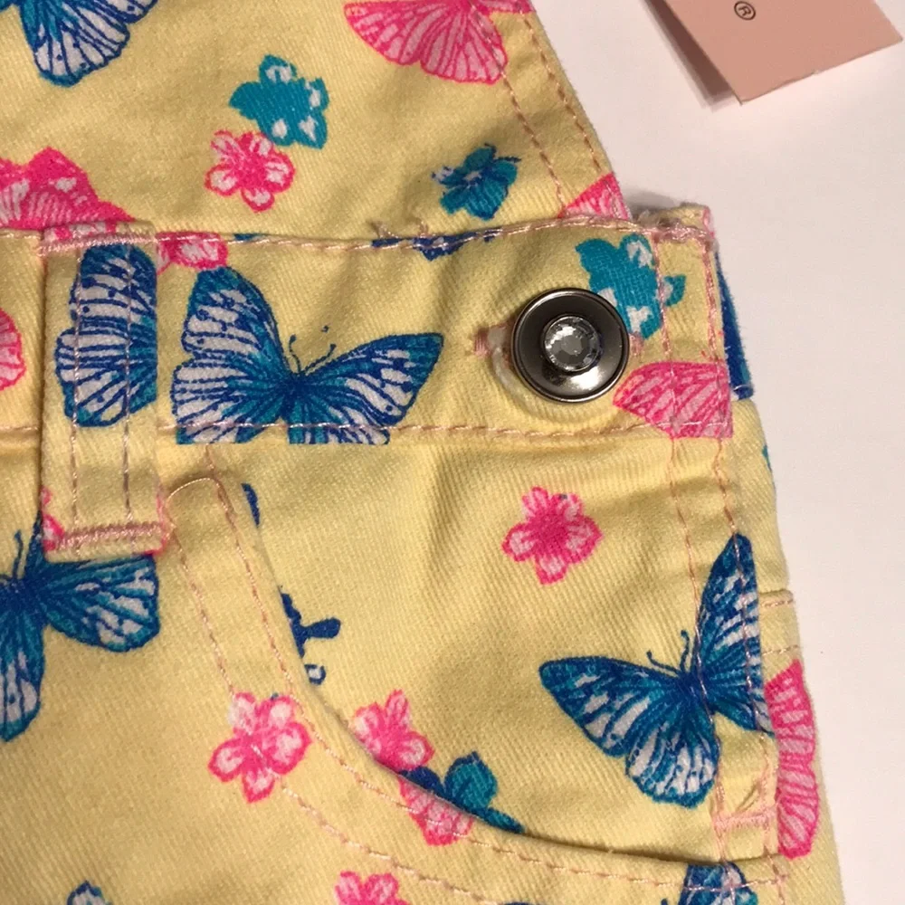 Toddler Girls jumper shorts Little Lass 2T butterfly overalls yellow pink new - Picture 3 of 8